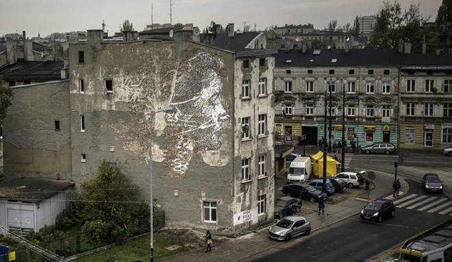 Obra do artista Vhils, na Polônia | 