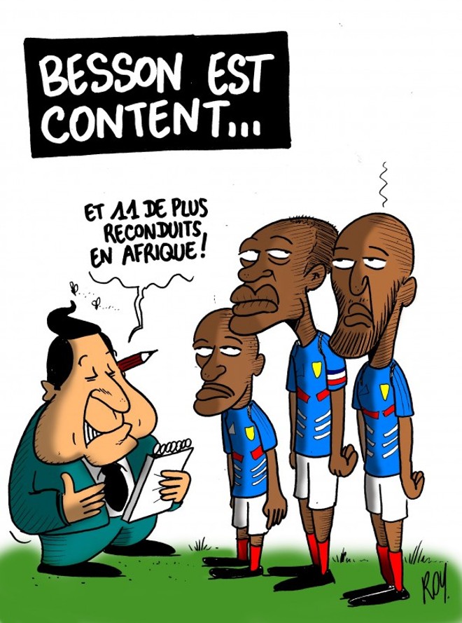 A França costuma ser em mundiais a seleção com o maior número de jogadores nascidos em outros países e filhos de imigantes. Nessa sátira, o Charlie Hebdo mostra o então ministro da Imigração Eric Besson dizendo