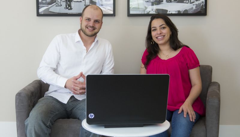 Guilherme e Caroline vão incluir os serviços de comunicação da agência deles no Supersimples | Brunno Covello/Gazeta do Povo