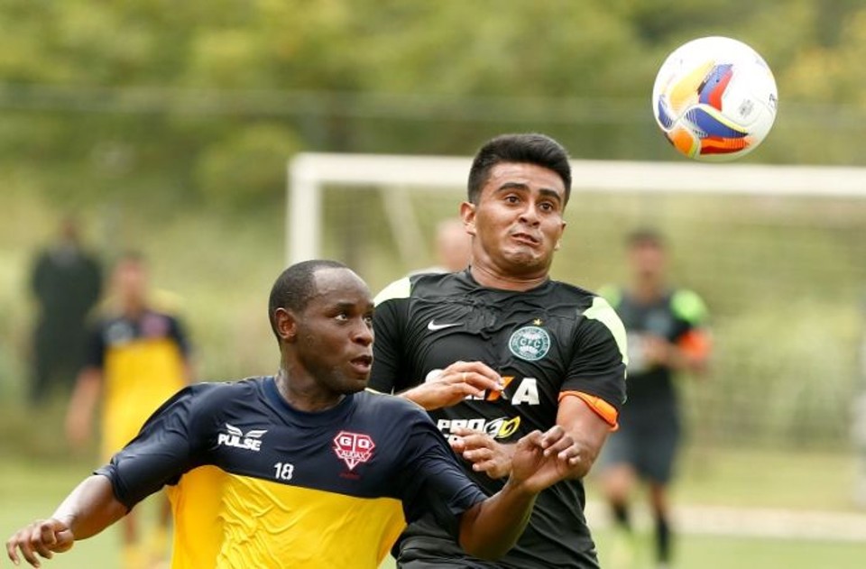 Raphael Lucas marcou um dos gols do Coritiba no empate com o Audax no jogo-treino | Hugo Harada / Gazeta do Povo