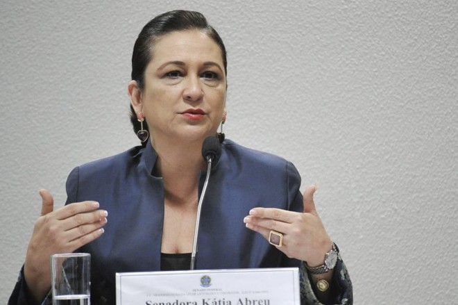 Kátia Abreu deve apontar para produção recorde de 200 milhões de toneladas de grãos em 2014/15. | Foto: Arquivo