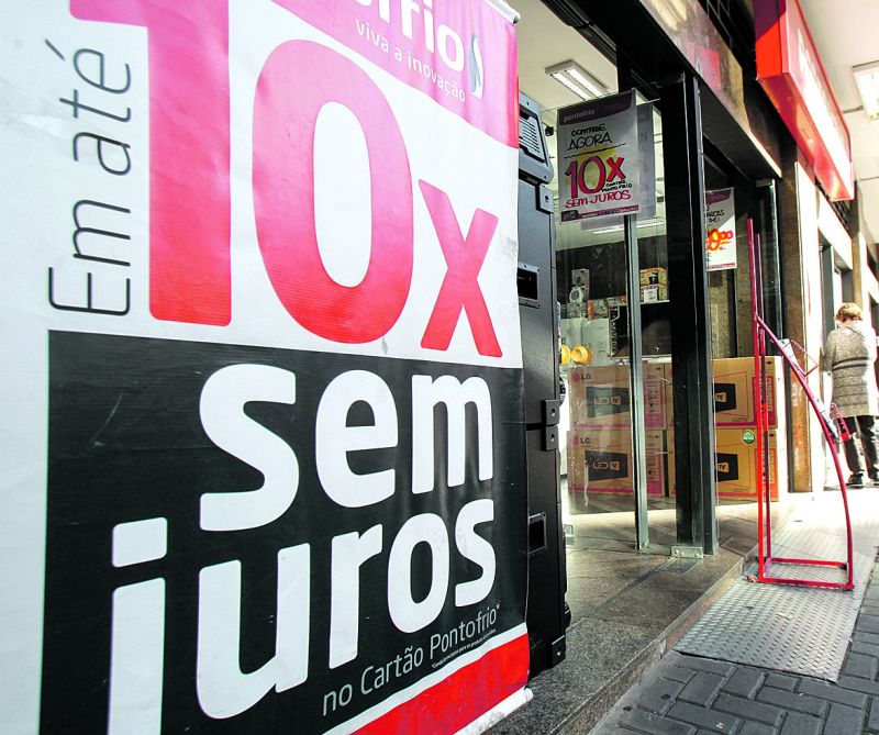 Oferta de crédito reduzida deve ser uma das barreiras à expansão da economia neste ano | Daniel Castellano/Gazeta do Povo