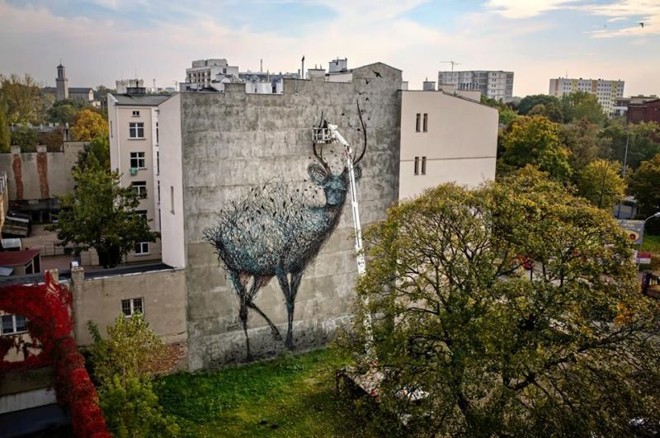 Obra do artista DALeast, em Lodz, na Polônia | 