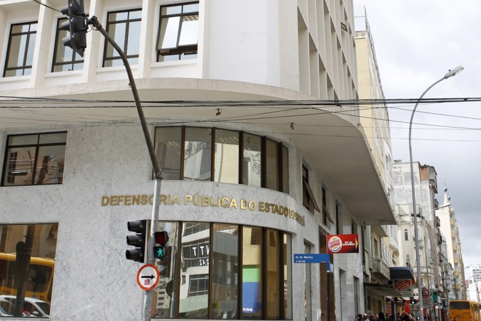 Defensoria em Curitiba: questionamentos sobre leis do governo | Antônio More/Gazeta do Povo