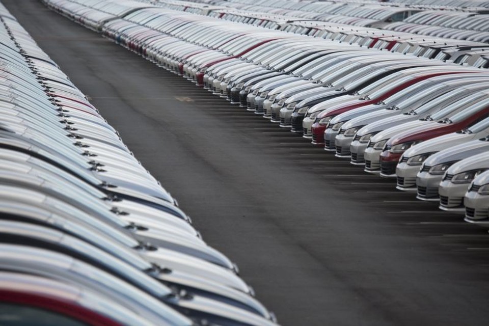 Pátio de carros da Volkswagen em São José dos Pinhais: unidade fabrica atualmente cerca de 660 veículos dos modelos Fox e Golf por dia | Henry Milleo/Gazeta do Povo