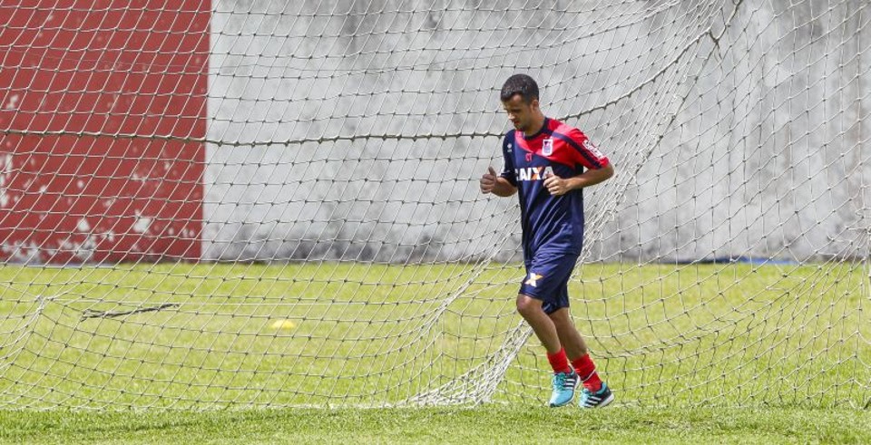 Rubinho está de volta ao Tricolor depois de um ano emprestado ao Luverdense-MT. | Daniel Castellano/Gazeta do Povo