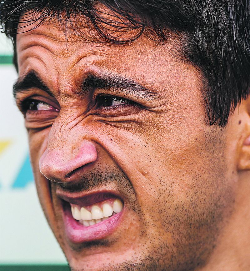 Coritiba aposta no meia Robinho para ser uma das referências do time em 2015 | Brunno Covello/Gazeta do Povo
