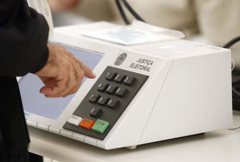 Votação na urna: controle da Justiça sobre contas bancárias das siglas será ampliado para fora do período de campanha | Hedeson Alves/Gazeta do Povo/Arquivo
