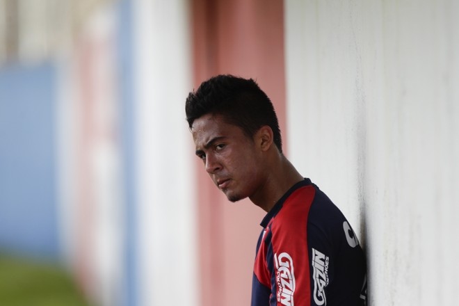 Após a frustração por ser cortado da Copa São Paulo, Diogo foi integrado ao profissional do Paraná | Daniel Castellano/Gazeta do Povo