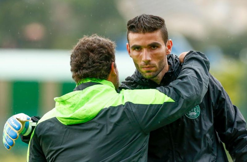 Em despedida, Vanderlei admite que pretende encerrar carreira na equipe. Goleiro agora defenderá o Santos | Hugo Harada/Gazeta do Povo