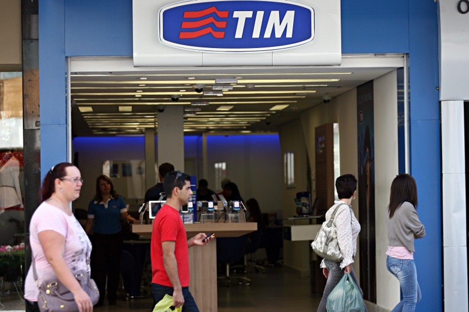 Definição sobre o futuro da TIM em 2015 pode reduzir concorrência | Felipe Rosa/Gazeta do Povo