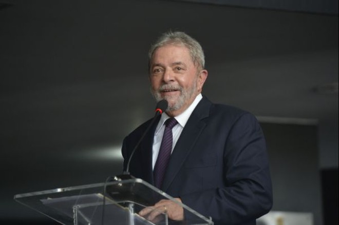 Eu nunca fui comunista, fui torneiro mecânico-Luiz Inácio Lula da Silva, ex-presidente da República | 