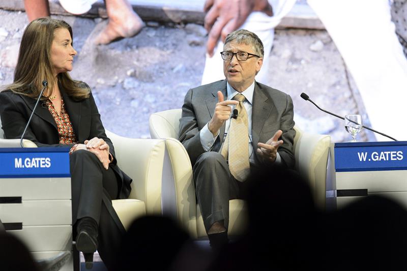 Gates durante o Fórum Econômico Mundial em Davos, na Suíça | EFE/Jean-Christophe Bott