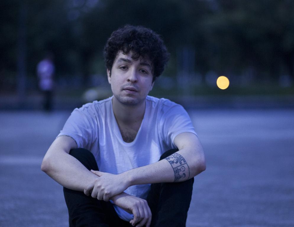 Álbum do carioca sucede o hermético Sábado. | /