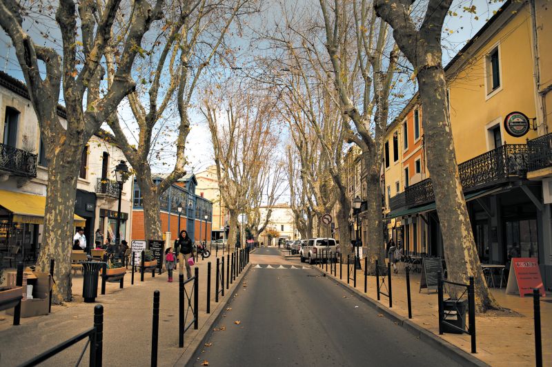 Seis islâmicos de Lunel, na França, morreram em combate na Síria, 10% do total de combatentes franceses mortos | Nanda Gonzague para The New York Times