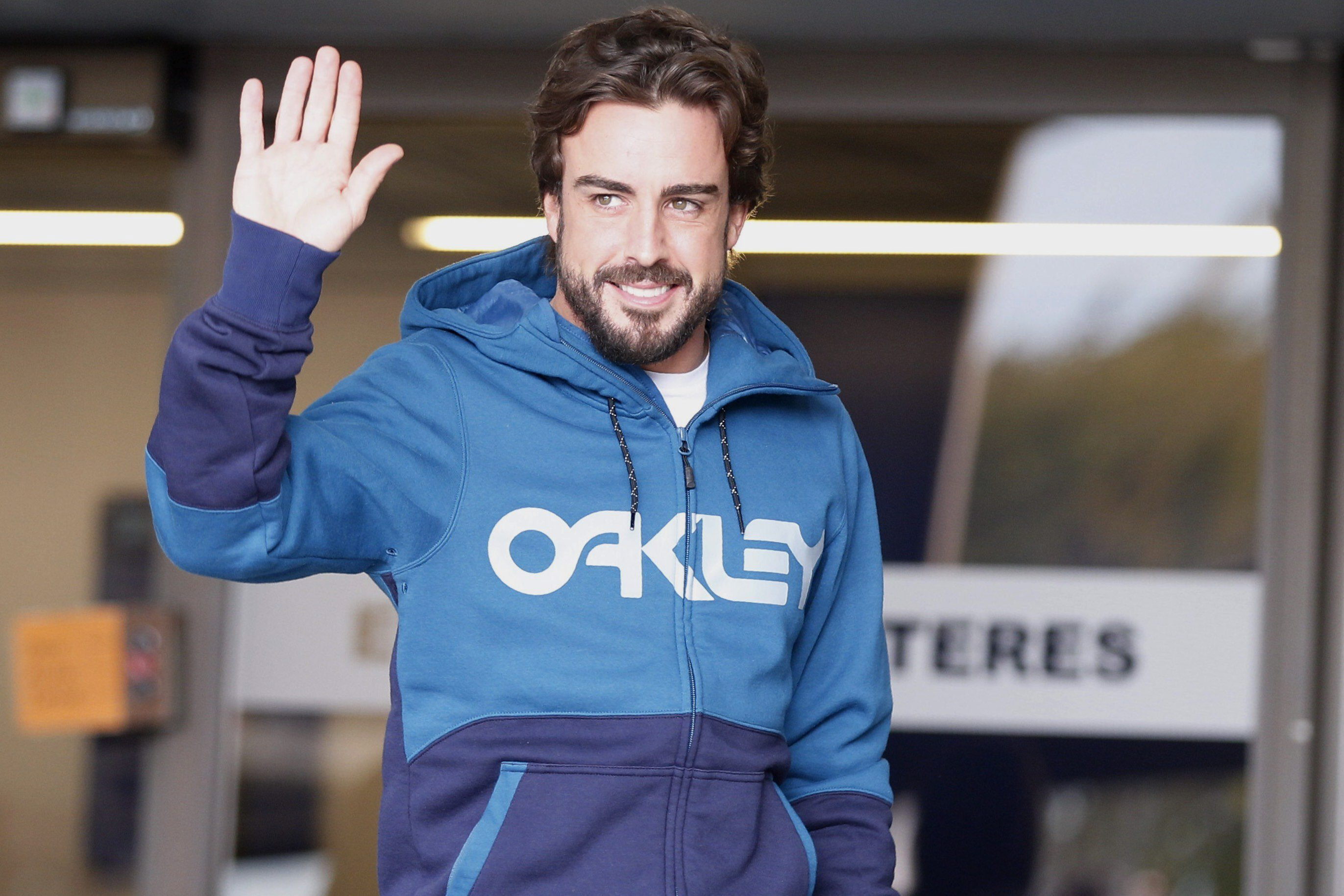 Fernando Alonso ficou três dias no hospital após acidente no autódromo de Barcelona. | Alejandro García/EFE