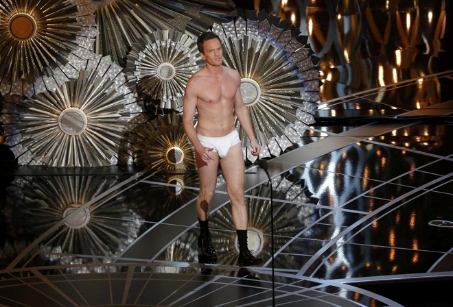 O ator Neil Patrick Harris (“How I Met Your Mother”) foi o anfitrião da noite | MIKE BLAKE/REUTERS