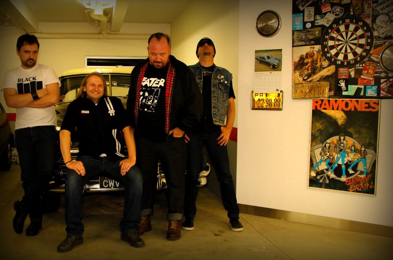 A banda curitibana No Milk Today; 21 anos de "música para festas" | Vanessa Ramos/Divulgação