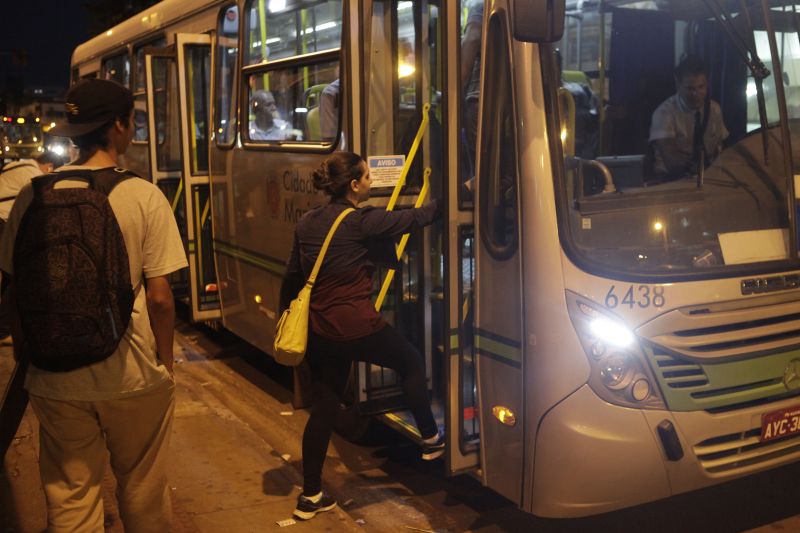 Passageiro poderá parar fora do ponto após as 22 horas | Paulo Matias/Gazeta do Povo