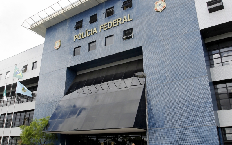 PF cumpriu mandados judiciais em quatro estados | Antônio More/Gazeta do Povo