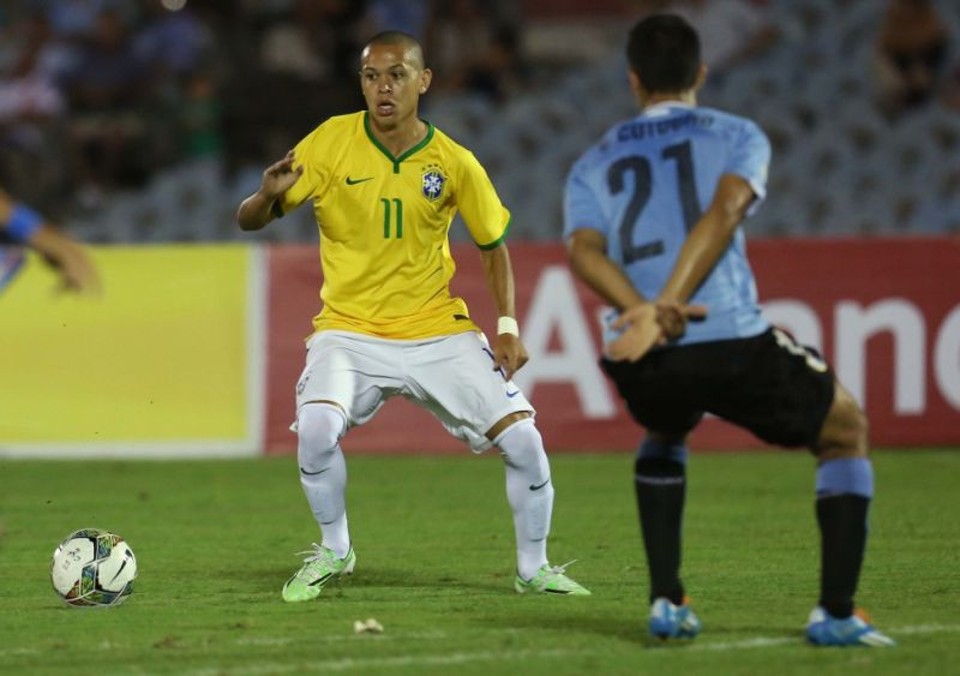 Além de disputar o Mundial sub-20, Marcos Guilherme pretende se destacar ainda mais no Atlético em 2015 | Rafael Ribeiro / CBF
