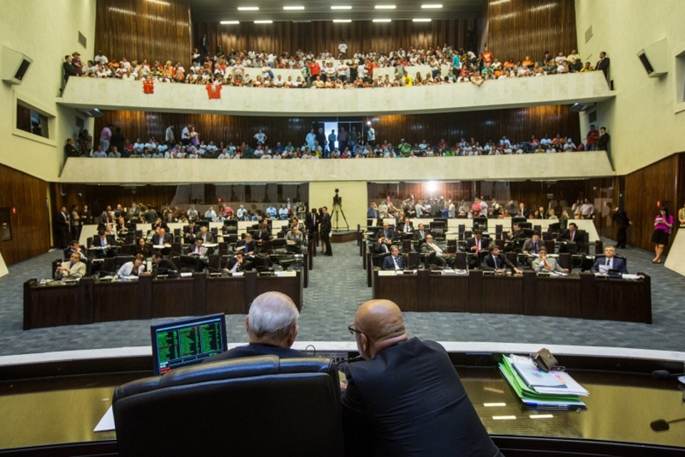 Traiano e Romanelli em defesa do "pacotaço" do governo | Brunno Covello/Gazeta do Povo