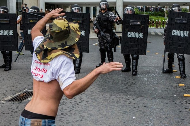 Confronto na tarde desta quinta-feira na Assembleia |
