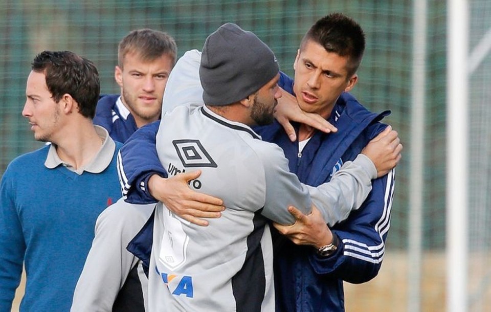 Goleiro Werverton, do Atlético, se desentende com membro do elenco do Dínamo de Kiev: amistoso na Espanha teve discussão | Divulgação Dínamo de Kiev