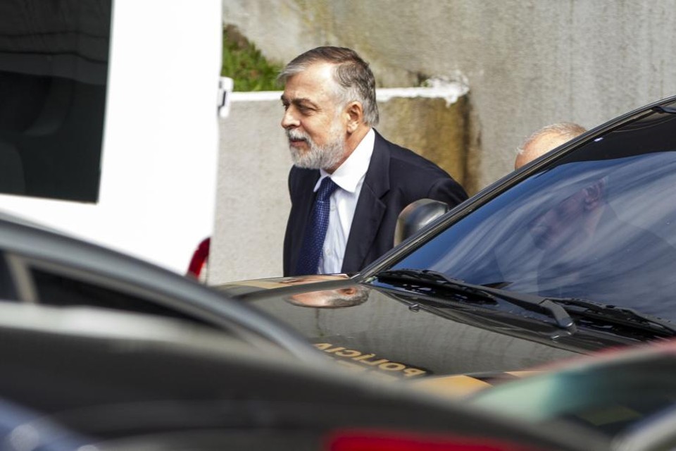 Paulo Roberto Costa, ex-diretor da Petrobras, antes de depoimento nesta terça-feira (13) | Marcelo Andrade / Gazeta do Povo