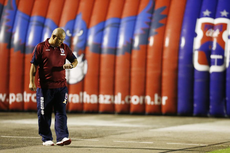 Para o técnico Luciano Gusso, concentração para o clássico contra o Atlético ofereceria melhor descanso e alimentação aos jogadores do Paraná | Hugo Harada / Gazeta do Povo