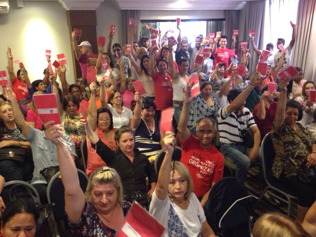 Greve também foi aprovada em Guarapuava, logo após a Assembleia dos professores | Divulgação/SindSaúde
