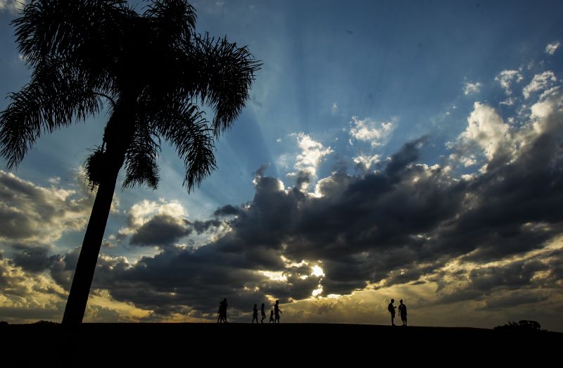 Horário de verão está em vigor desde 19 de outubro do ano passado em onze estados do Sul e Sudeste, além do Distrito Federal | Daniel Castellano/Gazeta do Povo