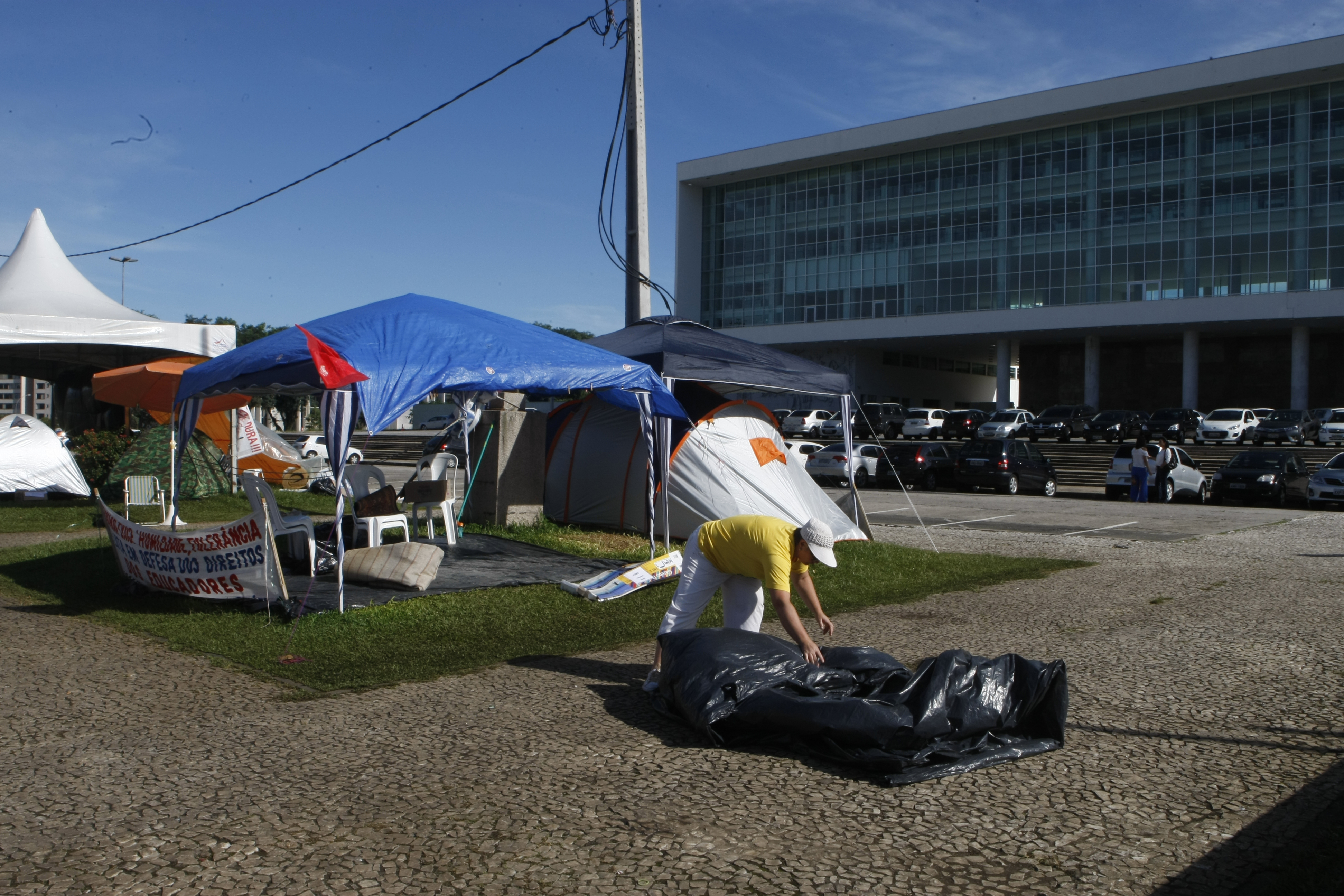 Acampamento dos professores segue no Centro Cívico até o fim da greve | Aniele Nascimento/Gazeta do Povo