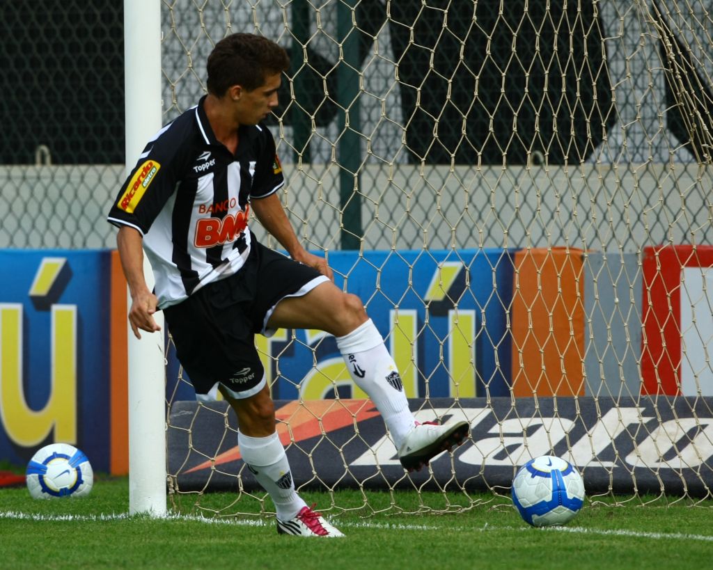 Neto Berola quase fechou com o Coritiba quando defendia o Atlético-MG. | Carlos Roberto/ Hoje em Dia