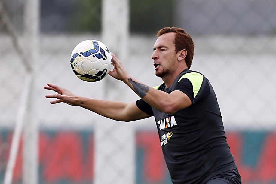Zé Love cobra dívida de R$ 700 mil do Coxa | Albari Rosa / Gazeta do Povo