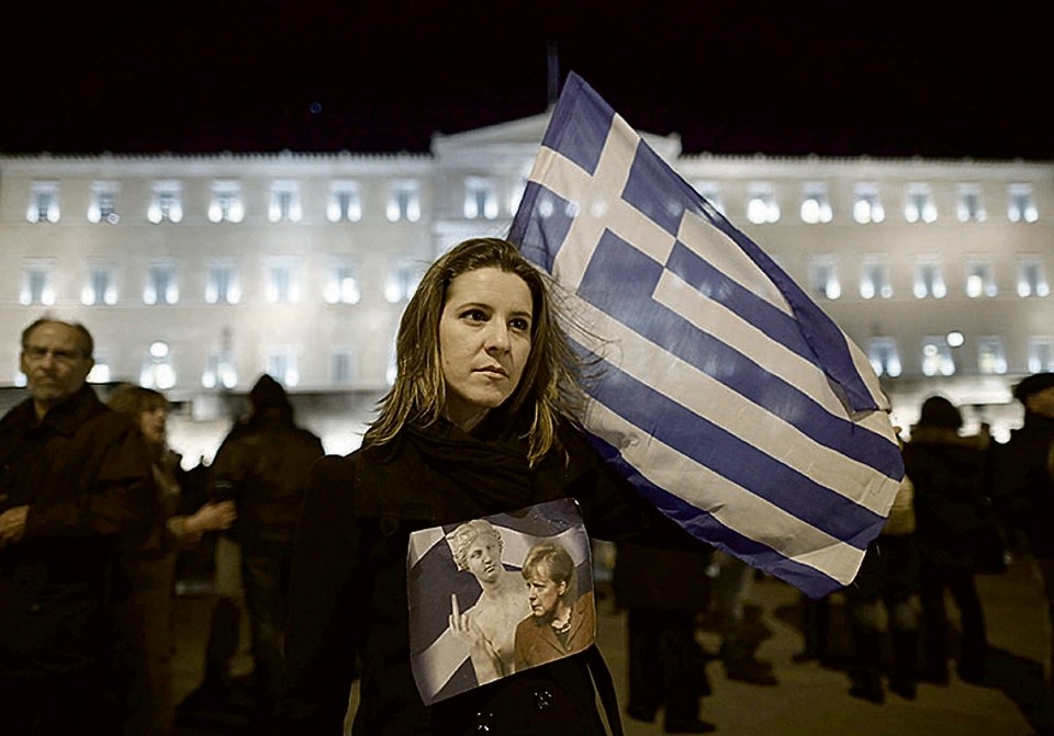 Governo grego convenceu Eurogrupo a ampliar ajuda financeira. | Yannis Kolesidis/Efe