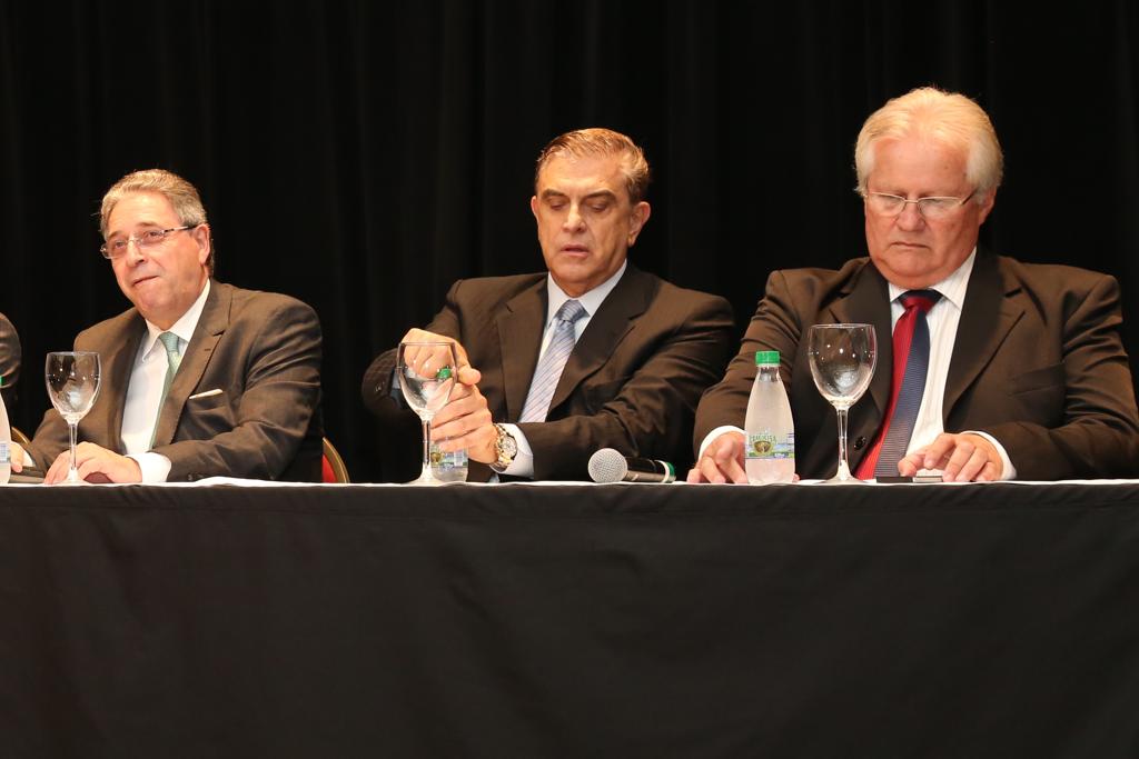 Rogério Bacellar, Mario Celso Petraglia e Rubens Bohlen se unem em apoio à chapa de Ricardo Gomyde para presidente da FPF. | Ivonaldo Alexandre/Gazeta do Povo