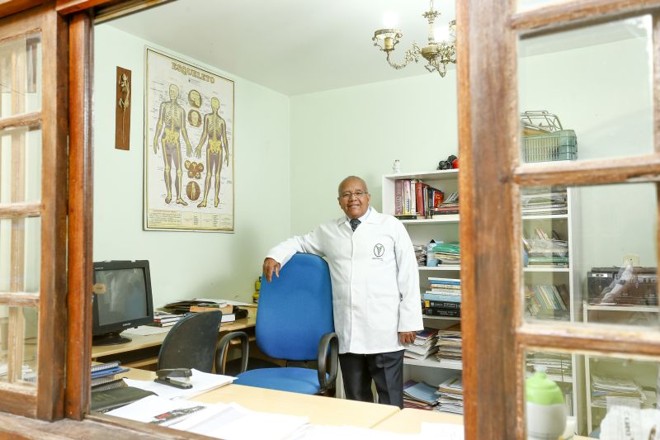 Assistente social e fisioterapeuta | 