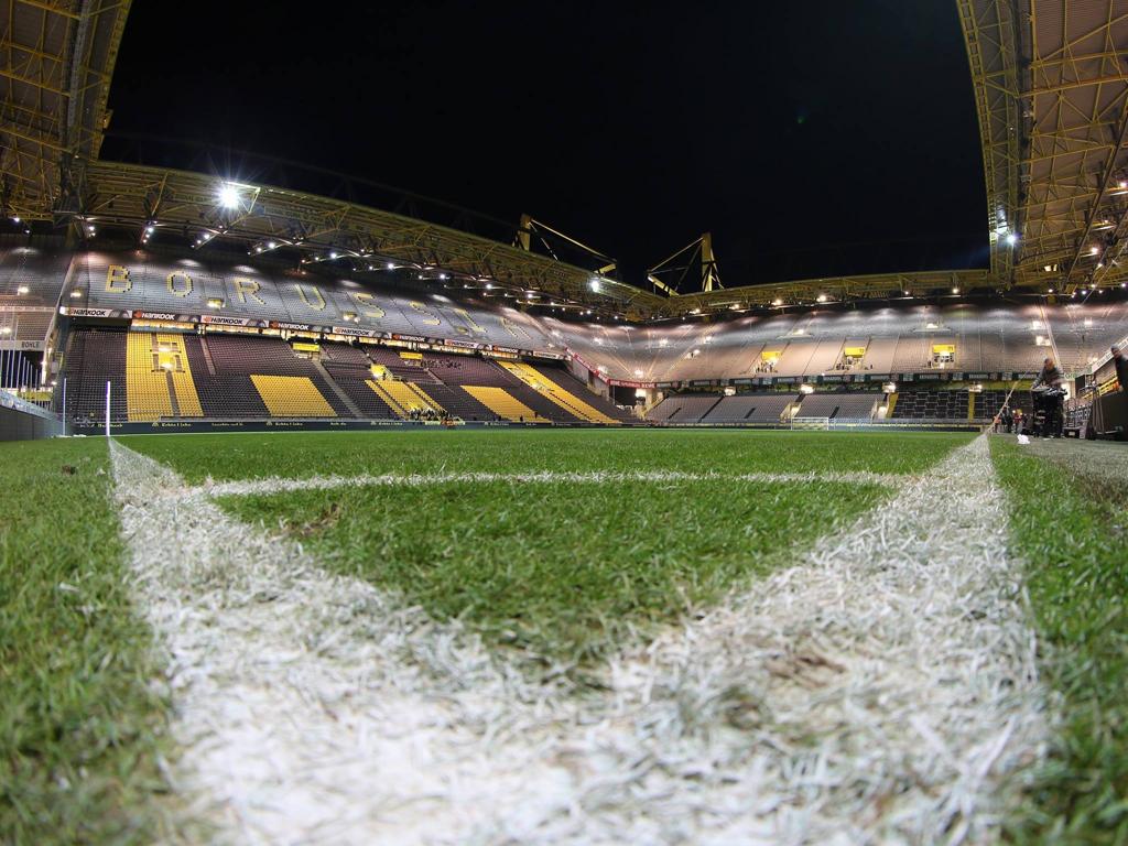 Bomba foi encontrada na zona VIP a uma profundidade de cinco metros. | Divulgação/Signal Iduna Park