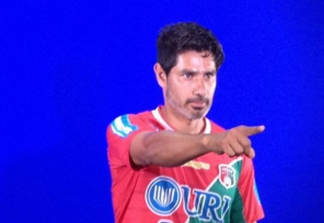 Josiel/Idade: 34 anos /Posição: atacante /Quem te viu: Destaque na Libertadores e artilheiro do Brasileirão de 2007 pelo Paraná. /Quem te vê: Jogará o Campeonato Gaúcho no estreante União Frederiquense. | 