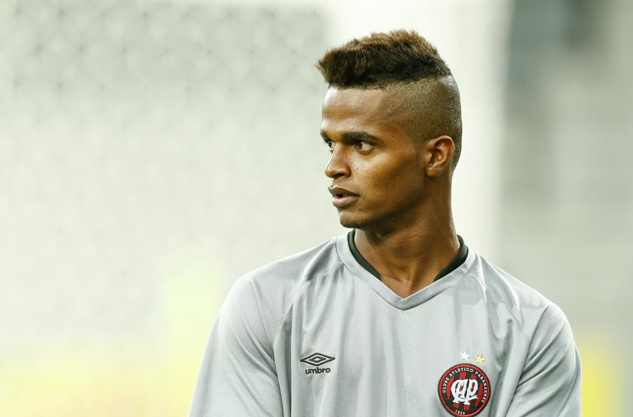 Mario Sergio veio da Ferroviária para o Atlético | Hugo Harada / Gazeta do Povo