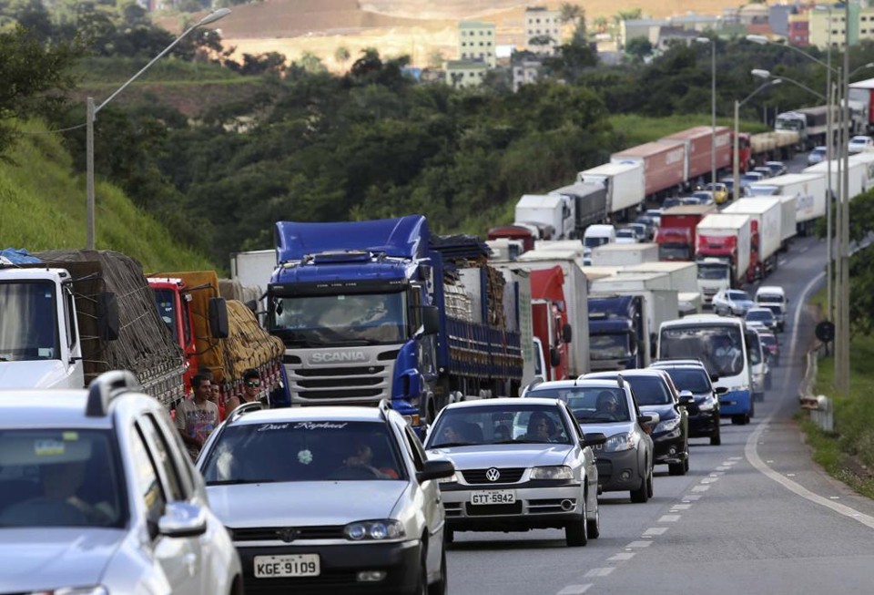 | STRINGER/BRAZIL/REUTERS