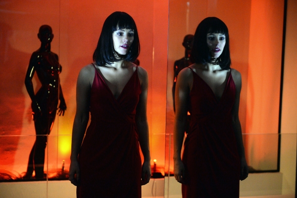 Garota de programa Danny Bond, interpretada por Paolla Oliveira na série Felizes Para Sempre?, da TV Globo | Ze Paulo Cardeal/ Globo