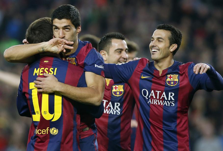 Suárez fez um golaço de voleio na goleada do Barcelona | EFE