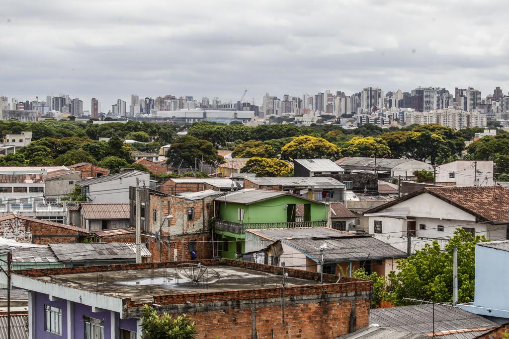 Comunidade da Vila Torres vive sob domínio do medo em  Curitiba. | Daniel Castellano/Gazeta do Povo