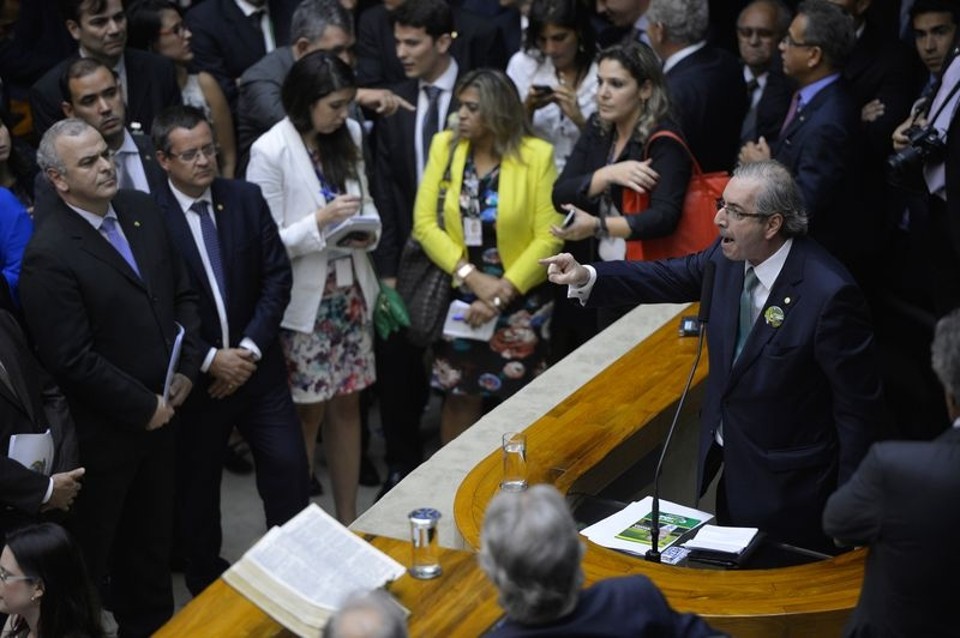 Eduardo Cunha (no palanque) venceu o candidato do governo, Arlindo Chinaglia (PT-SP) | Agência Brasil/Wilson Dias