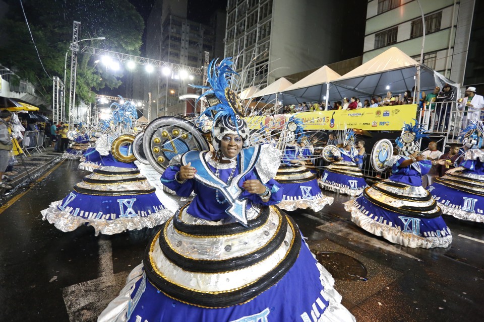 Mocidade Azul venceu a disputa dos grupos principais pelo segundo ano consecutivo. | Henry Milléo/Gazeta do Povo