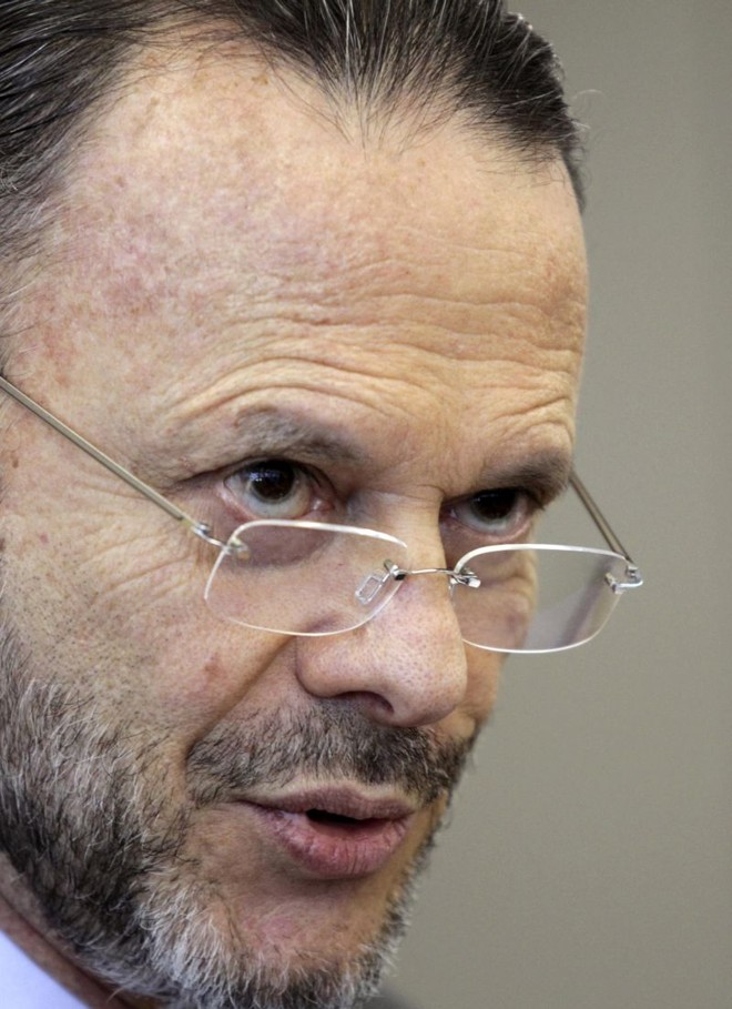 Luciano Coutinho:Presidente do BNDES | 