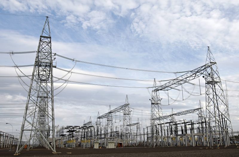 O valor da energia alcançou pela primeira vez, em 2014, o teto fixado em R$ 822 por MWh | Christian Rizzi/Gazeta do Povo