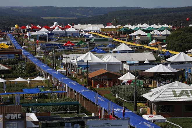Expectativa da organização é de que 220 mil pessoas passem pelo parque de exposição ao longo dos cinco dias. | 
